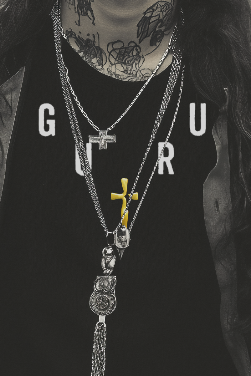 GURU NECKLACE - Mens Black Tee