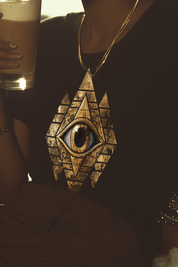 THE EYE OF MAEVE - Womens Black Tee