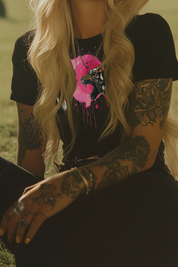 SCREAMING MATCH - Womens Black Tee